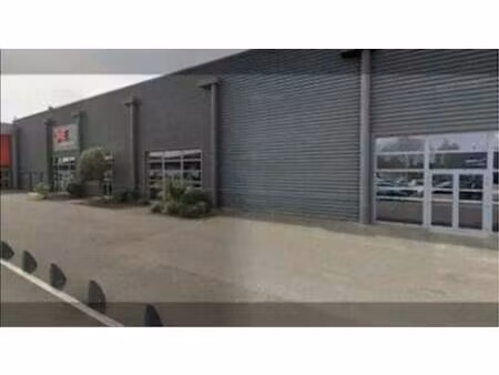 local commercial à louer