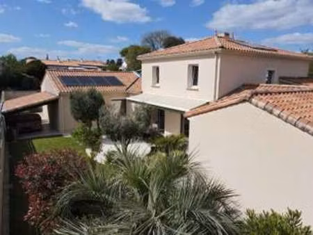 vente maison à la roche-sur-yon (85000) : à vendre / 280m² la roche-sur-yon