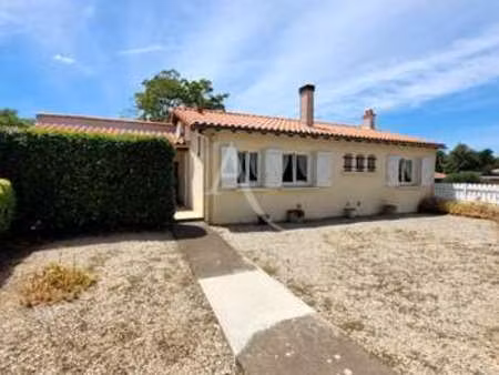 vente maison au champ-saint-père (85540) : à vendre / 64m² le champ-saint-père