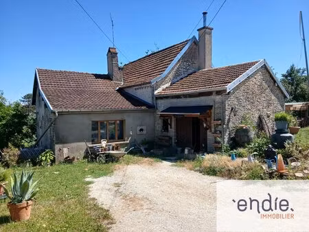 maison de caractère 141 m² avec parc de 5 750 m² champlitte