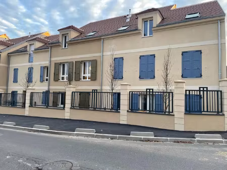 location appartement 1 pièce 29 m² à villiers-le-bel (95400)