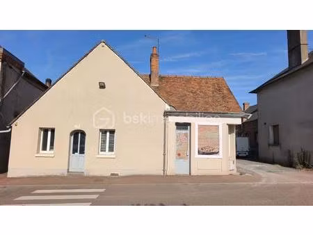 local d'activités de 177 m² à coullons