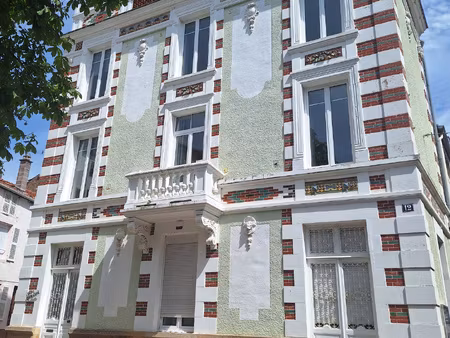 immeuble de prestige de 106 m2 habitables proche thermes et