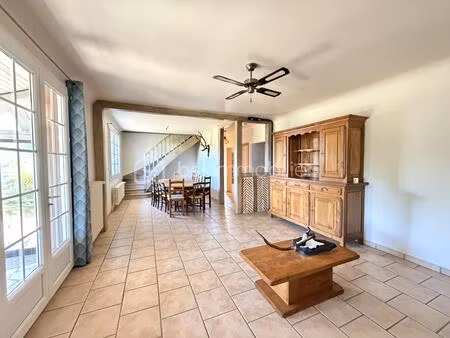 pavillon de 136 74 m² à clery-saint-andre