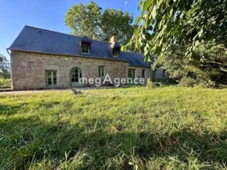 vente longère et corps de ferme à mellé (35420) : à vendre / 110m² mellé