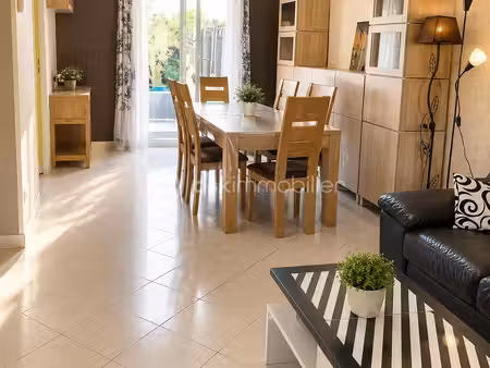 maison de 88 49 m² à villetaneuse