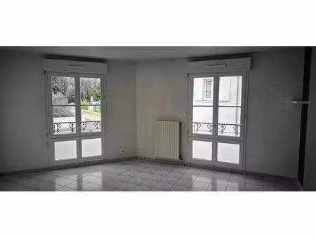 location appartement 2 pièces 45.77 m² à brie-comte-robert (77170)  809 €
