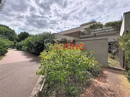 location appartement 5 pièces 111 m² à creteil (94000)  1 645 €