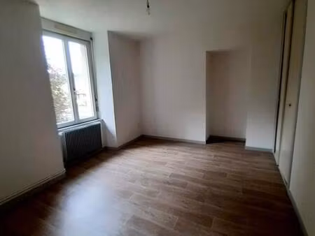 grand appt t3 dans résidence de charme