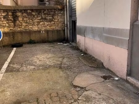 garage parking à louer lyon 7eme