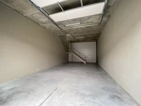 location local d’activités gradignan 33170 129m²