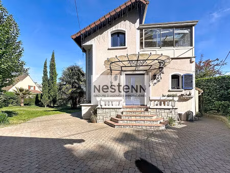 maison - ermont - 1550m2 de terrain - séjour de 41m2 - 4 chambres -