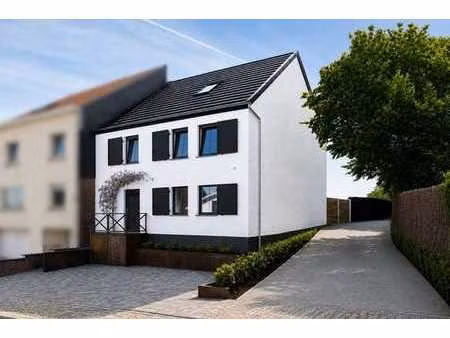 maison neuve 4 chambres avec jardin idéalement située à mara