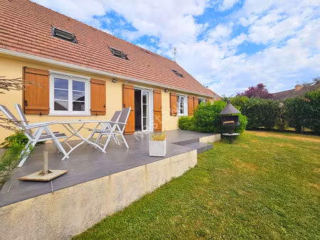 maison familiale 7 pièces - 5 chambres - vie de plain-pied possible - gare à pied à santeu