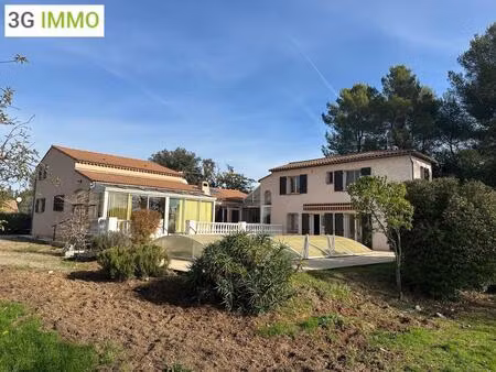 ensemble de 2 maisons 8 pièces