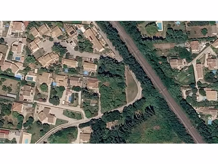 vente terrain 366 m² à roquemaure (30150)  95 000 €