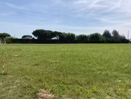 vente terrain 922 m² à larra (31330)  109 000 €
