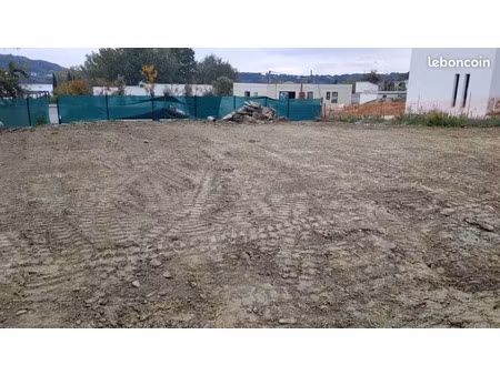 vente terrain 740 m² à istres (13800)  260 000 €