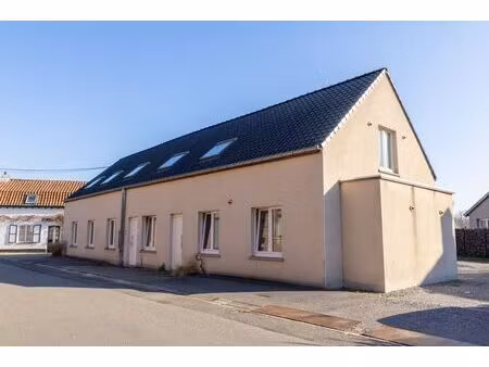 maison à louer avec terrasse et 6 chambres   froyennes (vbe44473)