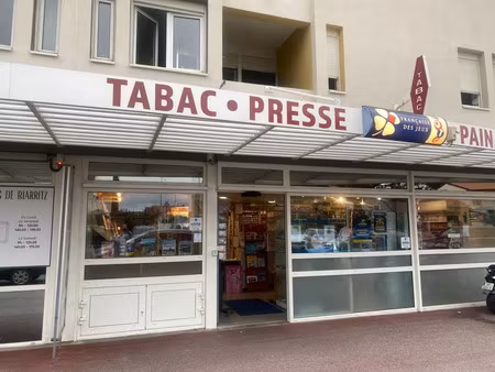vente locaux professionnels 2 pièces 100 m² à biarritz (64200)  45 000 €
