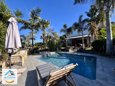 petite ile 97429 - villa de charme - beaux volumes - quartie