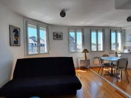 location appartement 2 pièces meublé à guingamp (22200) : à louer 2 pièces meublé / 35m² g