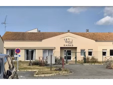 vente locaux professionnels 1 pièce 25.24 m² à saint-pierre-d'oléron (17310)  100 891 €