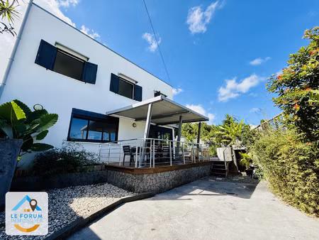 saint pierre 97410 - villa moderne - piscine au sel - proche