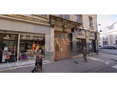 vente locaux professionnels 185 m² à tarare (69170)  180 000 €