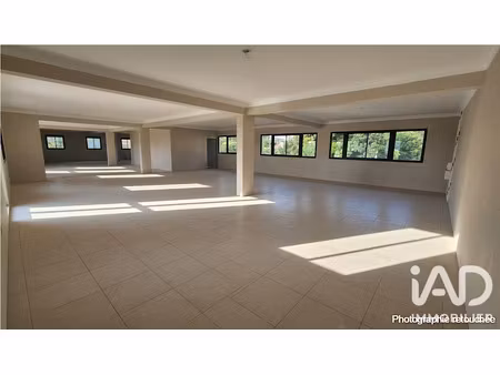 vente locaux professionnels 0 pièces 554 m² à le tampon (97430)  2 047 650 €