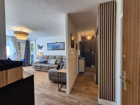 vente appartement en rez de jardin lanveoc  63m² 3 pièces 122 000€ avec balcon