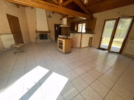 location maison montaigu-vendée  87m² 4 pièces 950€ avec garage