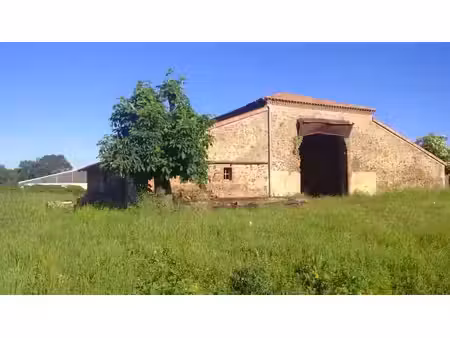 vente immeuble 0 pièces 320 m² à maulévrier (49360)  127 000 €