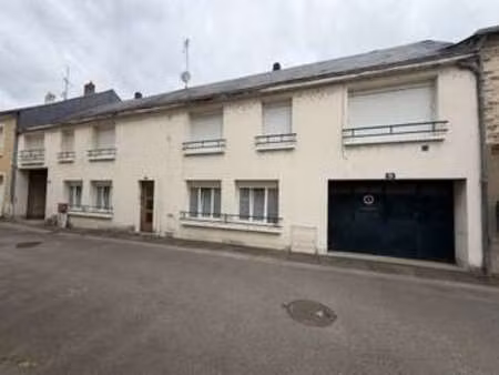 vente immeuble à laval (53000) : à vendre / 189m² laval