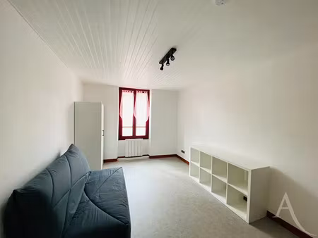 location meublée appartement 1 pièce 22.9 m² à porcheville (78440)  630 €