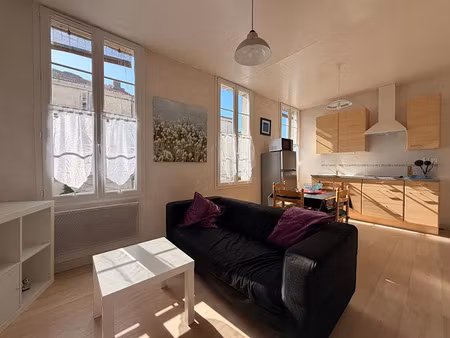 location appartement 1 pièce 25 m² à rochefort (17300)  490 €