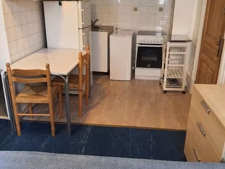 location meublée appartement 1 pièce 24 m² à valence (26000)  470 €