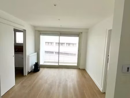 location appartement 2 pièces 30.59 m² à royan (17200)  650 €