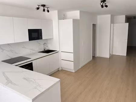 location meublée appartement 4 pièces 72.1 m² à gennevilliers (92230)  1 600 €