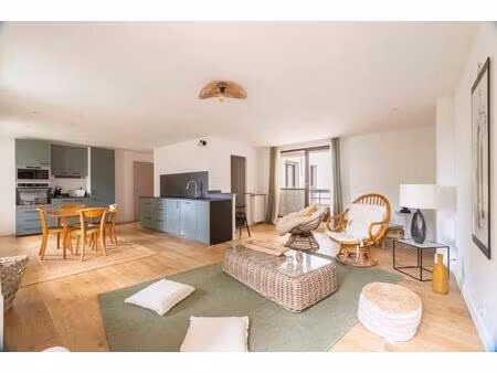 t4 traversant de 96 48 m² - bayonne marracq - suite parentale  deux balcons  ascenseur