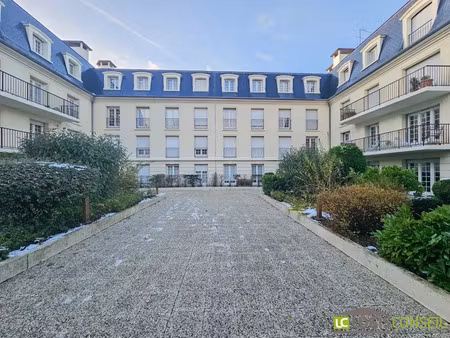 location meublée appartement 1 pièce 32.24 m² à chatenay-malabry (92290)  832 €