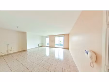 appartement à louer meyzieu
