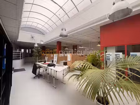 espace de bureaux en plein centre-ville de coutances (375 m²)