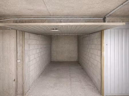 vente parking / box  pantin