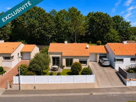 à deux pas du cœur de dompierre-sur-yon  la maison de plain-pied où il fait bon vivre…