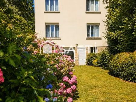 maison de bourg familiale avec jardin arboré et fort potentiel d'aménagement