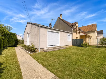 val joyeux - exclusivite maison de plain-pied 3 pieces double séjour avec jardin clos de 3