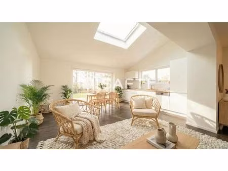 st luce sur loire - maison d'environ 68 m² totalement rénové.