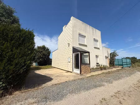 charmante maison de 80 m² avec jardin à rénover ? trégueux