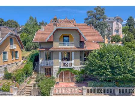 immobilier de prestige : maison à vendre à aix-les-bains cen